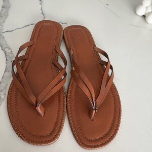 Zara Women's Tan Leather flat thong Sandals